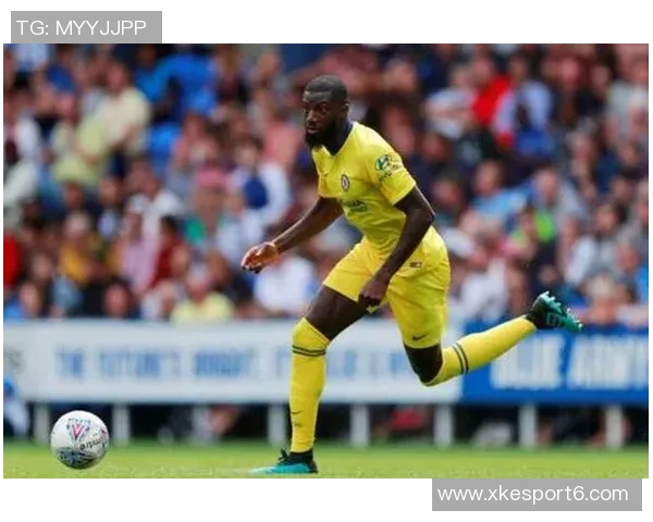 法兰克福成功签下卡利穆恩多完成租借交易并附带买断选项