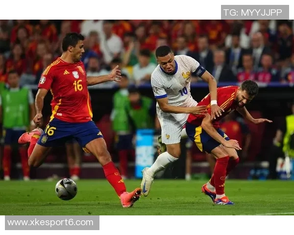 德尚回应托万感谢称应由我来致谢姆巴佩脚踝再度受伤引关注