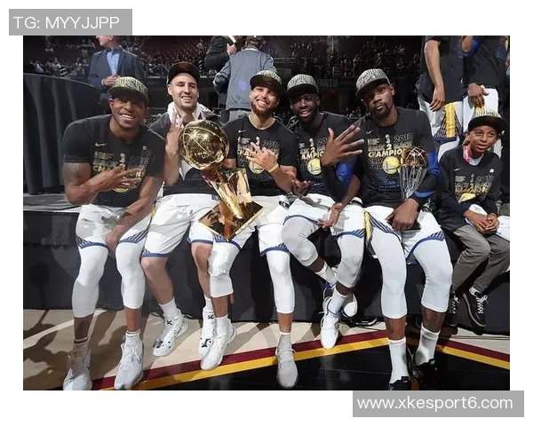 KD降薪三千万与小兄弟们共拼未来球员选项成关键转折点