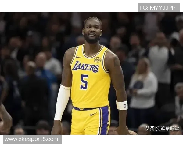 湖人计划休赛期追逐中锋目标锁定3D侧翼球员艾顿仅为短期选择